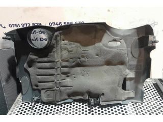 bontott NISSAN QASHQAI Felső Hűtőburkolat