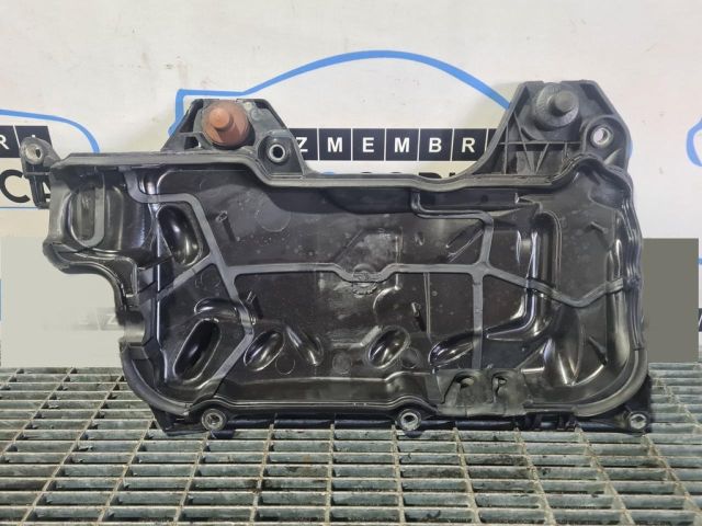 bontott NISSAN QASHQAI Felső Hűtőburkolat