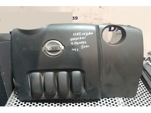 bontott NISSAN QASHQAI Felső Hűtőburkolat