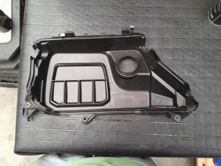 bontott NISSAN QASHQAI Felső Hűtőburkolat