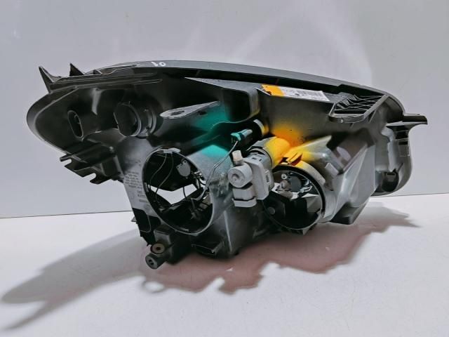 bontott NISSAN QASHQAI Fényszóró (Pozíciófüggetlen)