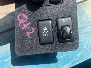 bontott NISSAN QASHQAI Fényszórómagasság Állító Kapcsoló