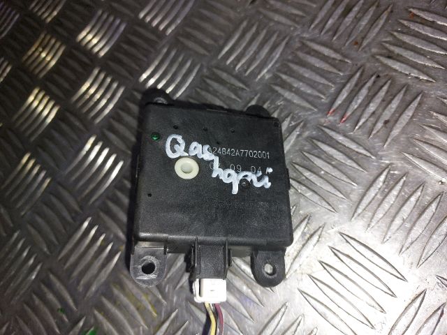 bontott NISSAN QASHQAI Fűtés Állító Motor