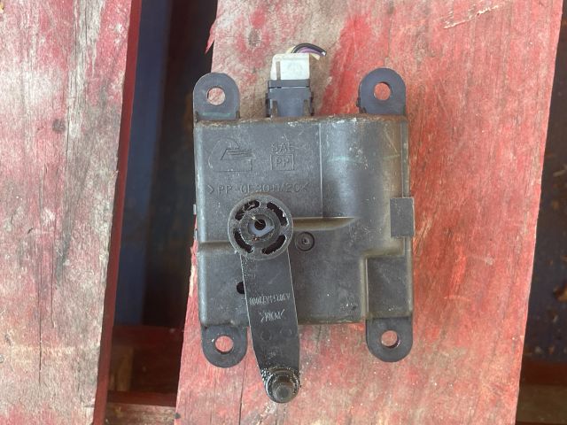 bontott NISSAN QASHQAI Fűtés Állító Motor