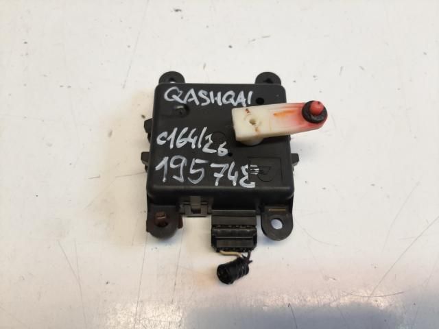 bontott NISSAN QASHQAI Fűtés Állító Motor