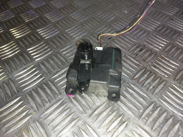 bontott NISSAN QASHQAI Fűtés Állító Motor