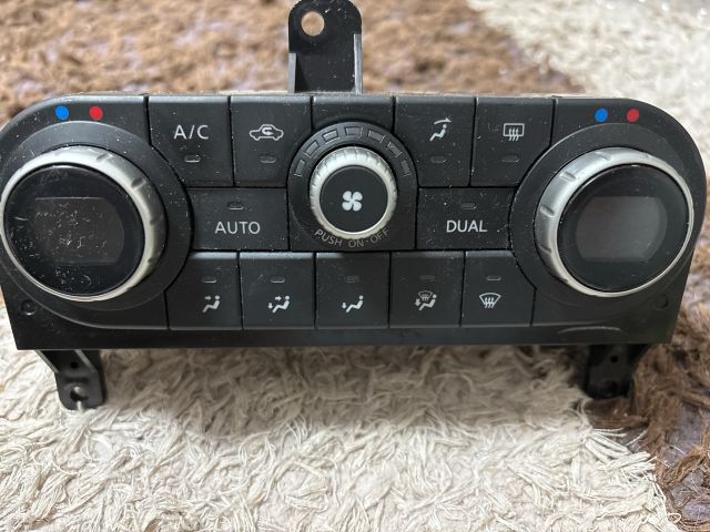 bontott NISSAN QASHQAI Fűtéskapcsoló (digit klímás)