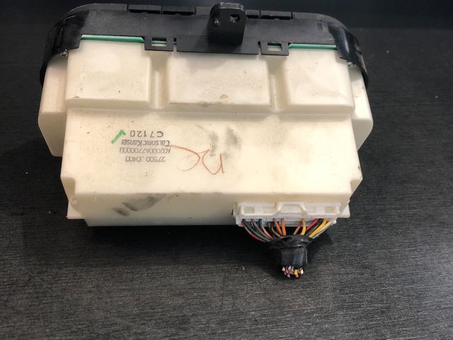 bontott NISSAN QASHQAI Fűtéskapcsoló (digit klímás)