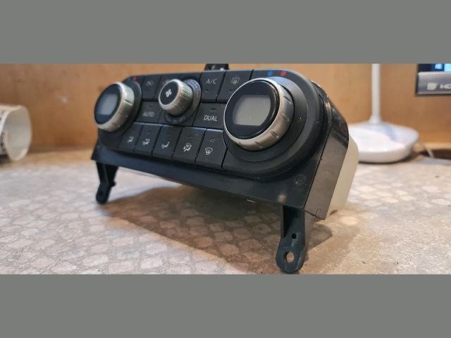 bontott NISSAN QASHQAI Fűtéskapcsoló (digit klímás)