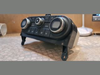 bontott NISSAN QASHQAI Fűtéskapcsoló (digit klímás)