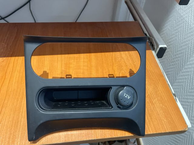 bontott NISSAN QASHQAI Fűtéskapcsoló Keret