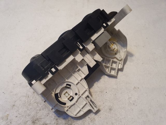 bontott NISSAN QASHQAI Fűtéskapcsoló (manuális klímás)