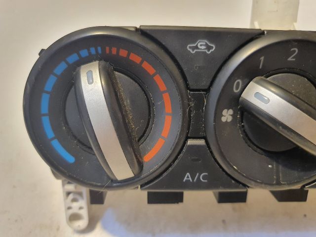 bontott NISSAN QASHQAI Fűtéskapcsoló (manuális klímás)