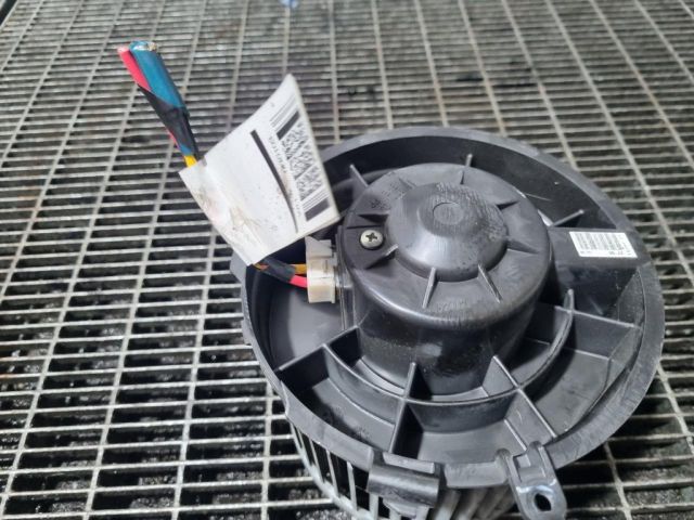 bontott NISSAN QASHQAI Fűtőmotor (Klímás)