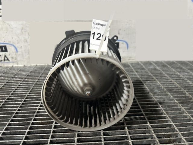 bontott NISSAN QASHQAI Fűtőmotor (Klímás)