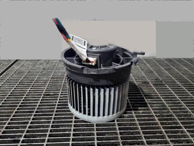 bontott NISSAN QASHQAI Fűtőmotor (Klímás)