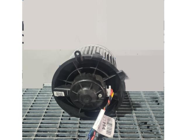 bontott NISSAN QASHQAI Fűtőmotor (Klímás)