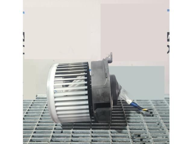 bontott NISSAN QASHQAI Fűtőmotor (Klímás)