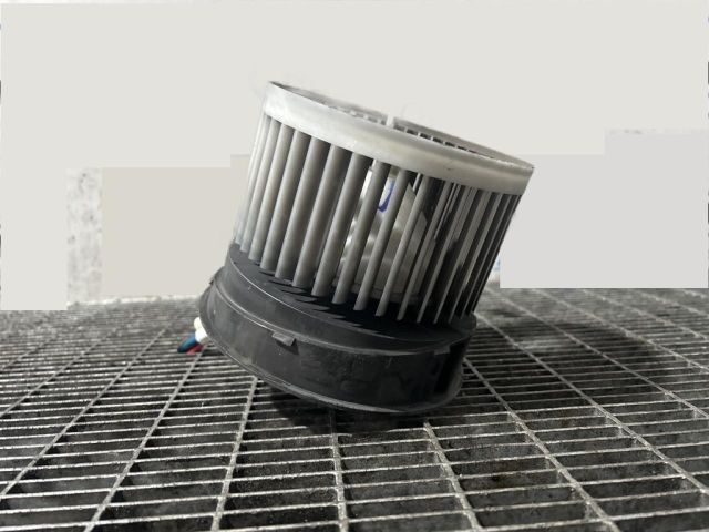 bontott NISSAN QASHQAI Fűtőmotor (Klímás)