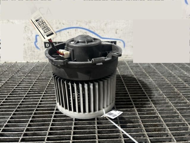 bontott NISSAN QASHQAI Fűtőmotor (Klímás)