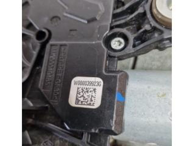 bontott NISSAN QASHQAI Hátsó Ablaktörlő Motor