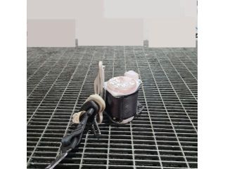 bontott NISSAN QASHQAI Hátsó középső Biztonsági Öv