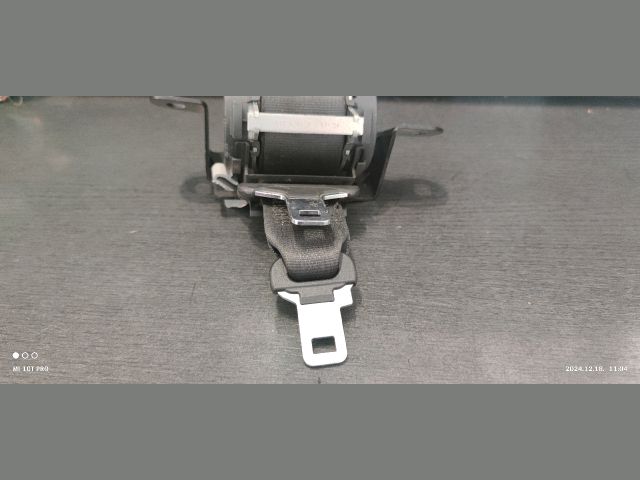 bontott NISSAN QASHQAI Hátsó középső Biztonsági Öv