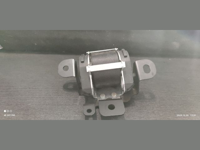 bontott NISSAN QASHQAI Hátsó középső Biztonsági Öv