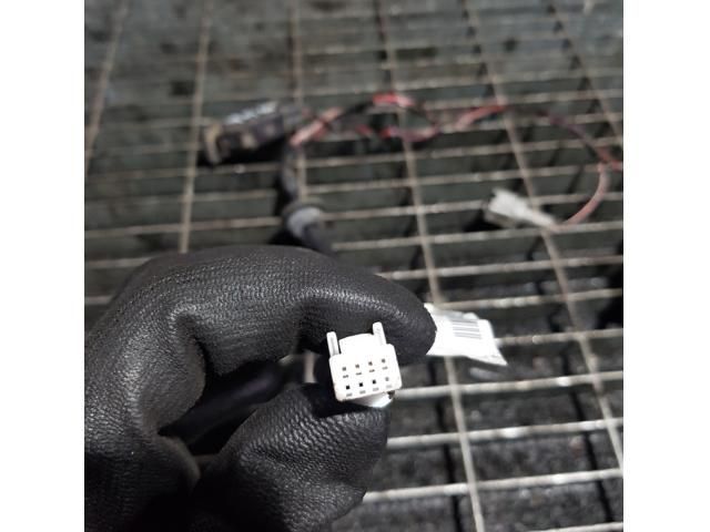 bontott NISSAN QASHQAI Hátsó Rendszámtábla Világítás