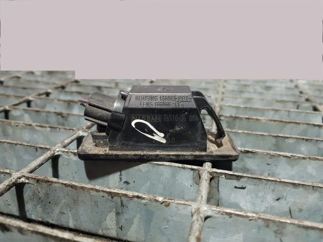 bontott NISSAN QASHQAI Hátsó Rendszámtábla Világítás