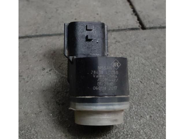 bontott NISSAN QASHQAI Hátsó Tolatóradar Fej