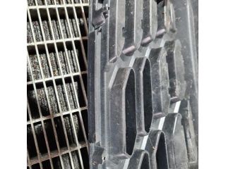 bontott NISSAN QASHQAI Hűtőrács