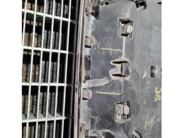 bontott NISSAN QASHQAI Hűtőrács