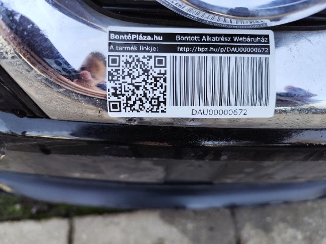 bontott NISSAN QASHQAI Hűtőrács