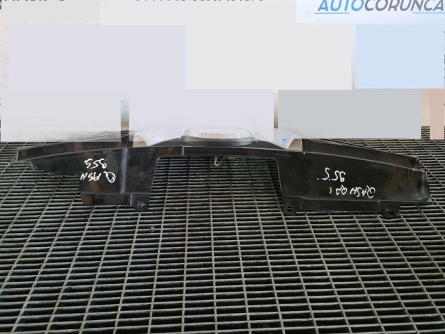 bontott NISSAN QASHQAI Hűtőrács