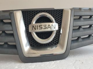 bontott NISSAN QASHQAI Hűtőrács