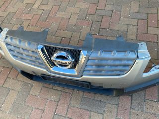 bontott NISSAN QASHQAI Hűtőrács