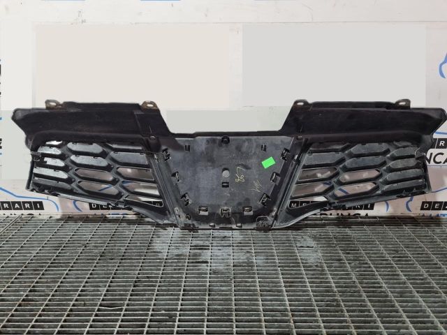 bontott NISSAN QASHQAI Hűtőrács