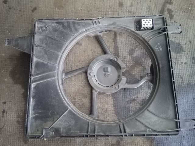 bontott NISSAN QASHQAI Hűtőventilátor Keret