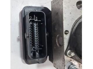 bontott NISSAN QASHQAI II ABS Kocka