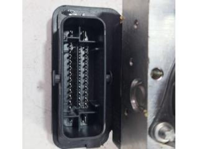 bontott NISSAN QASHQAI II ABS Kocka