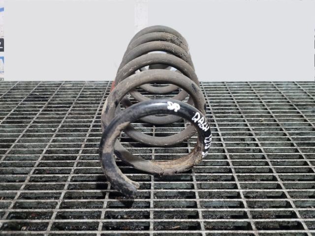 bontott NISSAN QASHQAI II Hátsó Rugó