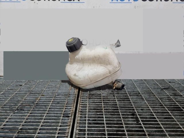 bontott NISSAN QASHQAI II Kiegyenlítő Tartály