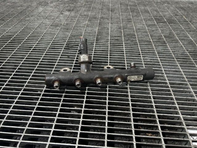 bontott NISSAN QASHQAI II Közösnyomócső