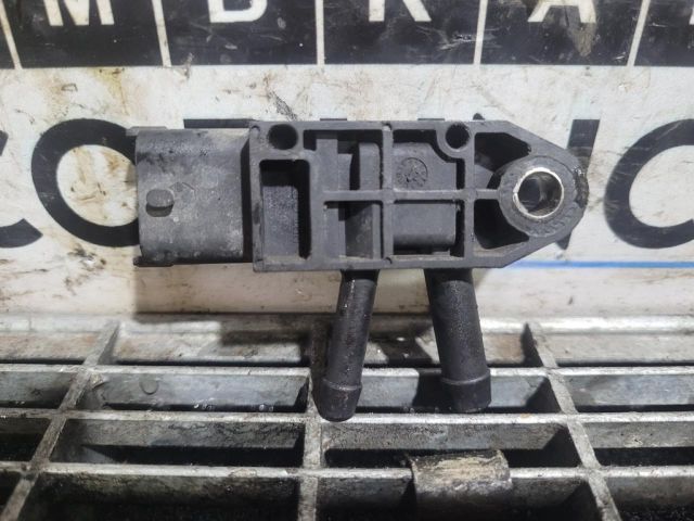 bontott NISSAN QASHQAI II Lefújószelep