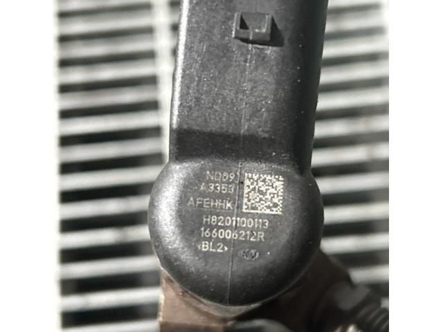 bontott NISSAN QASHQAI II Porlasztó (1 db)