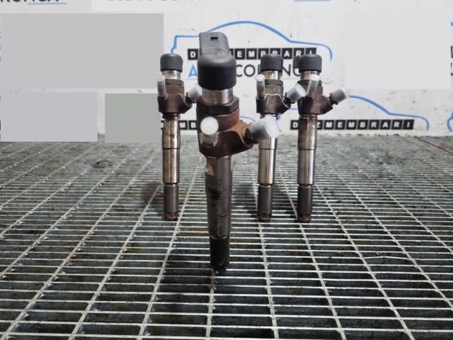 bontott NISSAN QASHQAI II Porlasztó (1 db)