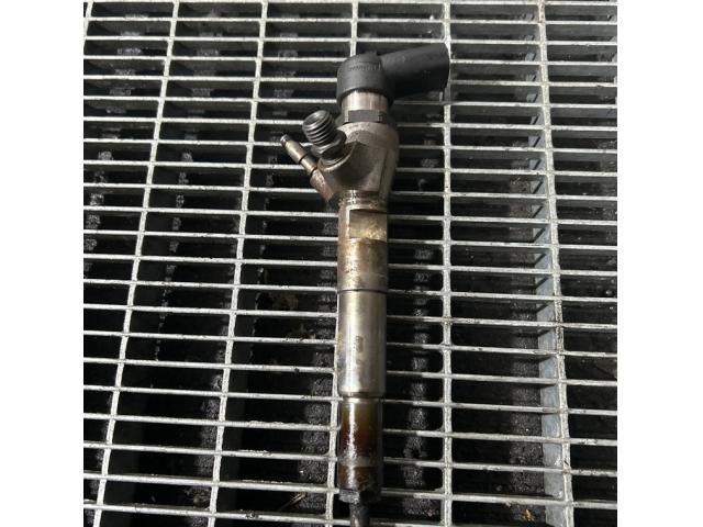 bontott NISSAN QASHQAI II Porlasztó (1 db)