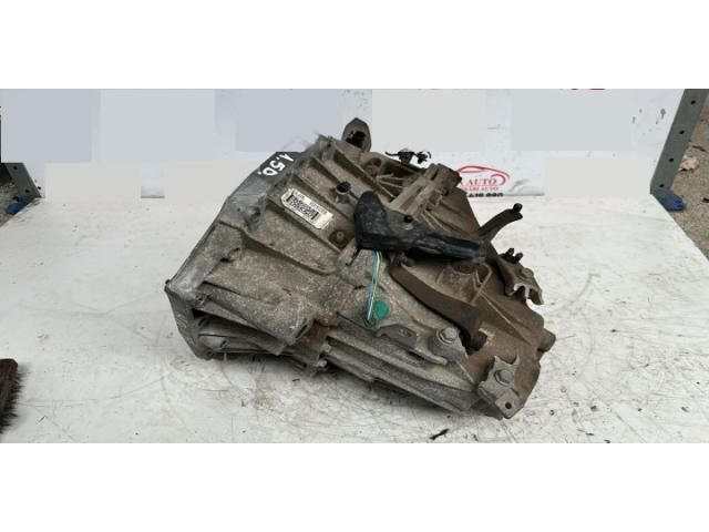 bontott NISSAN QASHQAI II Váltó (Mechanikus)