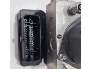 bontott NISSAN QASHQAI II ABS Kocka